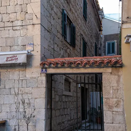 Stan U Centru Splita Apartman